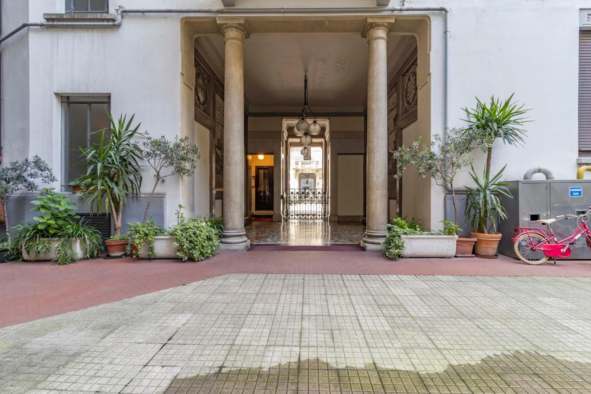 Stradivarius House - Carozzi Apartments Milano Exteriör bild